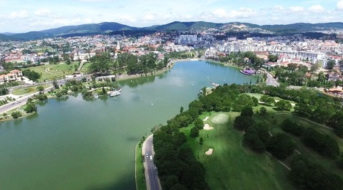 Lo ngại không gian đặc hữu Đà Lạt bị phá vỡ - Ảnh 1. Lo ngại không gian đặc hữu Đà Lạt bị phá vỡ - Ảnh 1.