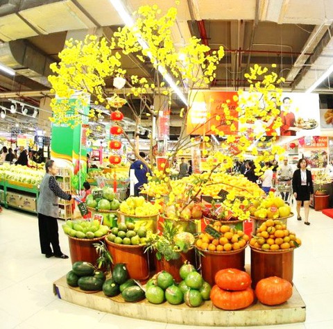 Tết này bạn vào siêu thị đi chợ hoa - Ảnh 1. Tết này bạn vào siêu thị đi chợ hoa - Ảnh 1.