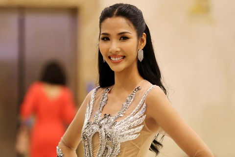 Dự đoán top 5 Hoa hậu hoàn vũ Việt Nam 2017 tối nay - Ảnh 3. Dự đoán top 5 Hoa hậu hoàn vũ Việt Nam 2017 tối nay - Ảnh 3.