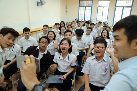 Môn ngữ văn mới sao không còn Chí Phèo? - Ảnh 1. Môn ngữ văn mới sao không còn Chí Phèo? - Ảnh 1.