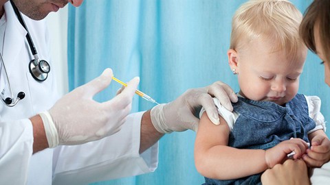 Tác dụng phụ và phản ứng có thể gặp khi tiêm vaccin - Ảnh 1. Tác dụng phụ và phản ứng có thể gặp khi tiêm vaccin - Ảnh 1.