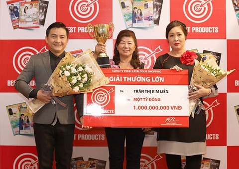 3 khách hàng trúng các giải thưởng giá trị lớn của Best Products - Ảnh 1. 3 khách hàng trúng các giải thưởng giá trị lớn của Best Products - Ảnh 1.