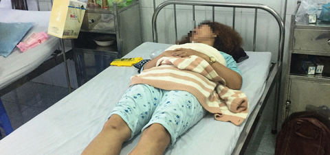 Bí thư xã bị cách chức vì đánh vợ nhập viện - Ảnh 1. Bí thư xã bị cách chức vì đánh vợ nhập viện - Ảnh 1.