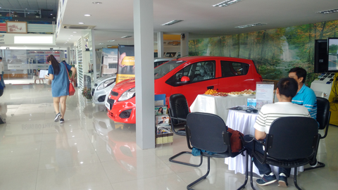 Lục tục giảm giá ô tô đầu năm mới - Ảnh 1. Lục tục giảm giá ô tô đầu năm mới - Ảnh 1.