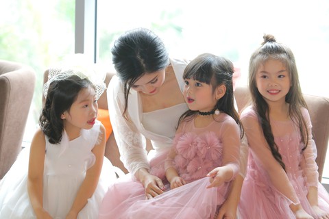 Hơn 100 vũ công nhí diễn Kẹp hạt dẻ đón năm mới - Ảnh 3. Hơn 100 vũ công nhí diễn Kẹp hạt dẻ đón năm mới - Ảnh 3.