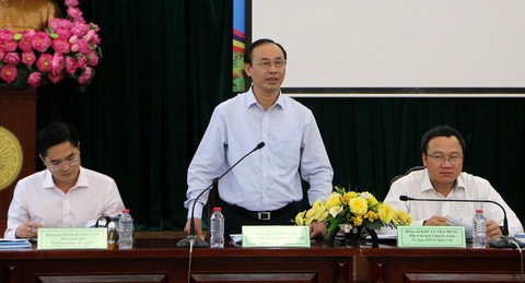 TP.HCM chuẩn bị 90 xe buýt, đề nghị dân không mua vé chợ đen - Ảnh 1. TP.HCM chuẩn bị 90 xe buýt, đề nghị dân không mua vé chợ đen - Ảnh 1.