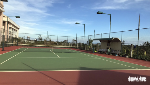 Huy động doanh nghiệp xây sân tennis phục vụ cán bộ xã - Ảnh 1. Huy động doanh nghiệp xây sân tennis phục vụ cán bộ xã - Ảnh 1.