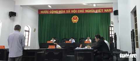 Thư ký tòa làm giả quyết định ly hôn lãnh án 2 năm tù giam - Ảnh 2. Thư ký tòa làm giả quyết định ly hôn lãnh án 2 năm tù giam - Ảnh 2.