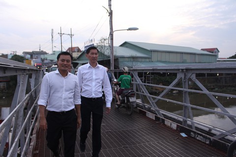 Vụ sập cầu Long Kiểng: thông cầu trong 10 ngày tới - Ảnh 6. Vụ sập cầu Long Kiểng: thông cầu trong 10 ngày tới - Ảnh 6.
