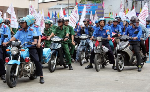 Vượt tốc độ quy định 1km/h tăng thêm 5% nguy cơ tai nạn giao thông - Ảnh 2. Vượt tốc độ quy định 1km/h tăng thêm 5% nguy cơ tai nạn giao thông - Ảnh 2.