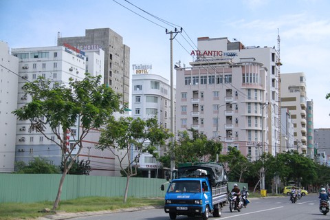 Đà Nẵng lập “hàng rào” ngăn xây khách sạn ồ ạt - Ảnh 4. Đà Nẵng lập “hàng rào” ngăn xây khách sạn ồ ạt - Ảnh 4.