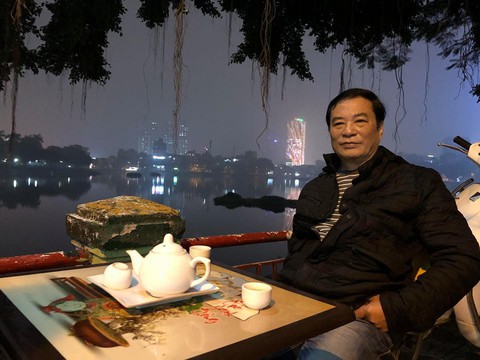 Khải Hưng mong đường tắc - Bình Minh kiếm show bù vé máy bay - Ảnh 1. Khải Hưng mong đường tắc - Bình Minh kiếm show bù vé máy bay - Ảnh 1.