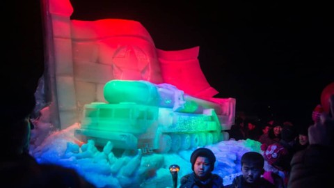 Quan hệ liên Triều xoay chiều nhanh như tên lửa - Ảnh 4. Quan hệ liên Triều xoay chiều nhanh như tên lửa - Ảnh 4.