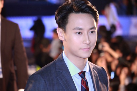 Rocker Nguyễn chúc Tết độc giả Tuổi Trẻ Online - Ảnh 1. Rocker Nguyễn chúc Tết độc giả Tuổi Trẻ Online - Ảnh 1.