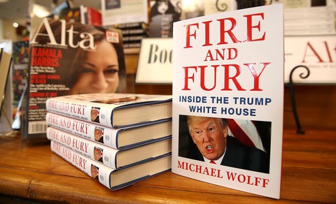 Nước Mỹ trong Lửa và cuồng nộ - Kỳ 1: Steve Bannon: họa từ miệng mà ra - Ảnh 2. Nước Mỹ trong Lửa và cuồng nộ - Kỳ 1: Steve Bannon: họa từ miệng mà ra - Ảnh 2.