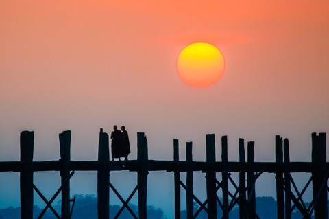 Đi Mandalay ngắm hoàng hôn ở cầu U Bein - Ảnh 14. Đi Mandalay ngắm hoàng hôn ở cầu U Bein - Ảnh 14.