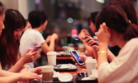 74% người dùng Việt xem video trên Facebook - Ảnh 1. 74% người dùng Việt xem video trên Facebook - Ảnh 1.