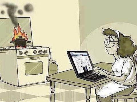 Khoe nhiều trên Facebook là người rất đơn độc? - Ảnh 1. Khoe nhiều trên Facebook là người rất đơn độc? - Ảnh 1.