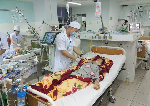 Bé gái 14 tuổi ngộ độc nặng nghi do uống trà sữa - Ảnh 1. Bé gái 14 tuổi ngộ độc nặng nghi do uống trà sữa - Ảnh 1.