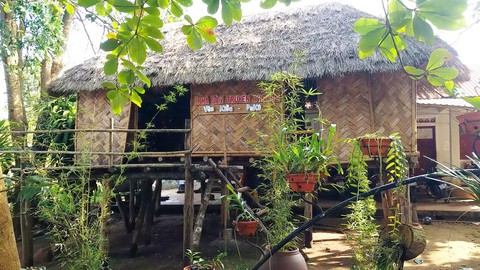 Tái hiện lịch sử ở sân trường - Ảnh 4. Tái hiện lịch sử ở sân trường - Ảnh 4.