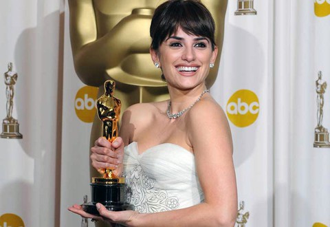 Penelope Cruz được vinh danh tại giải Oscar nước Pháp - Ảnh 1. Penelope Cruz được vinh danh tại giải Oscar nước Pháp - Ảnh 1.