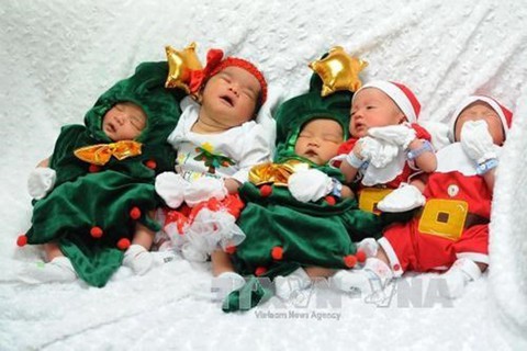 386.000 trẻ sơ sinh chào đời trong ngày đầu tiên của năm 2018 - Ảnh 2. 386.000 trẻ sơ sinh chào đời trong ngày đầu tiên của năm 2018 - Ảnh 2.