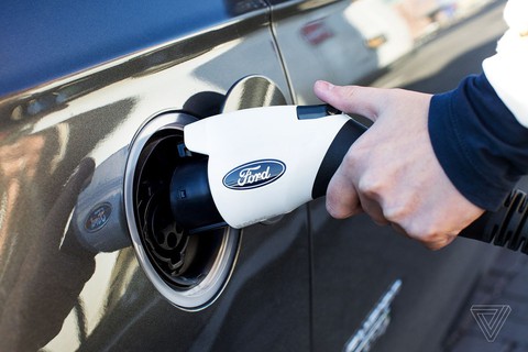 Ford phát triển xe hơi kết nối mã nguồn mở - Ảnh 1. Ford phát triển xe hơi kết nối mã nguồn mở - Ảnh 1.