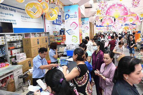 Co.opmart Hồng Ngự khai trương giảm giá mạnh và tặng xe Honda LEAD - Ảnh 1. Co.opmart Hồng Ngự khai trương giảm giá mạnh và tặng xe Honda LEAD - Ảnh 1.