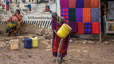 Thăm làng người Maasai - nơi đàn ông được cưới nhiều vợ - Ảnh 11. Thăm làng người Maasai - nơi đàn ông được cưới nhiều vợ - Ảnh 11.