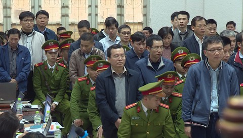Những tình tiết khó quên trong phiên xét xử ông Đinh La Thăng - Ảnh 1. Những tình tiết khó quên trong phiên xét xử ông Đinh La Thăng - Ảnh 1.