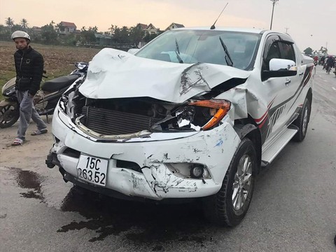 Khởi tố, bắt giam tài xế ôtô tông chết hai nữ sinh - Ảnh 1. Khởi tố, bắt giam tài xế ôtô tông chết hai nữ sinh - Ảnh 1.
