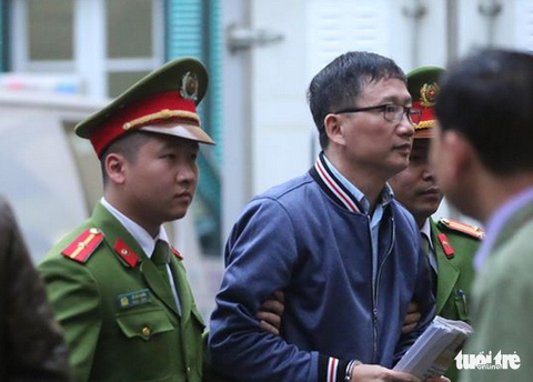 Đề nghị cách ly người làm chứng phiên tòa ông Đinh La Thăng - Ảnh 6. Đề nghị cách ly người làm chứng phiên tòa ông Đinh La Thăng - Ảnh 6.