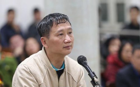 Tự bào chữa, ông Trịnh Xuân Thanh xin lỗi ông Đinh La Thăng - Ảnh 1. Tự bào chữa, ông Trịnh Xuân Thanh xin lỗi ông Đinh La Thăng - Ảnh 1.