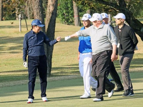 Kiểm tra đột xuất sức khỏe ông Trump thấy gì? - Ảnh 1. Kiểm tra đột xuất sức khỏe ông Trump thấy gì? - Ảnh 1.