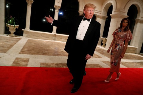 Ông Trump chúc kẻ thù năm mới an lành, hạnh phúc - Ảnh 1. Ông Trump chúc kẻ thù năm mới an lành, hạnh phúc - Ảnh 1.