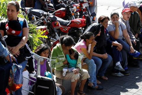 Nạn cướp lương thực hoành hành ở Venezuela - Ảnh 3. Nạn cướp lương thực hoành hành ở Venezuela - Ảnh 3.