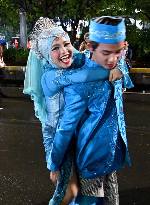 Indonesia làm đám cưới tập thể mừng năm mới 2019 - Ảnh 1. Indonesia làm đám cưới tập thể mừng năm mới 2019 - Ảnh 1.