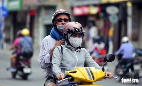 Phố xá Sài Gòn vắng vẻ, se lạnh ngày đầu năm - Ảnh 4. Phố xá Sài Gòn vắng vẻ, se lạnh ngày đầu năm - Ảnh 4.