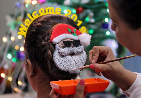 Mãn nhãn với các màn trình diễn pháo hoa mừng năm mới 2019 - Ảnh 10. Mãn nhãn với các màn trình diễn pháo hoa mừng năm mới 2019 - Ảnh 10.