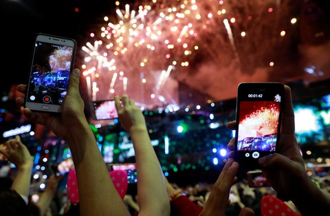 Mãn nhãn với các màn trình diễn pháo hoa mừng năm mới 2019 - Ảnh 9. Mãn nhãn với các màn trình diễn pháo hoa mừng năm mới 2019 - Ảnh 9.