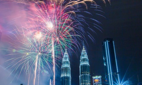 Mãn nhãn với các màn trình diễn pháo hoa mừng năm mới 2019 - Ảnh 7. Mãn nhãn với các màn trình diễn pháo hoa mừng năm mới 2019 - Ảnh 7.
