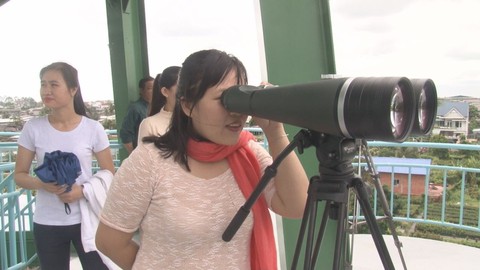 Đưa thuyền năng lượng mặt trời, đài ngắm hoa phục vụ du khách - Ảnh 2. Đưa thuyền năng lượng mặt trời, đài ngắm hoa phục vụ du khách - Ảnh 2.