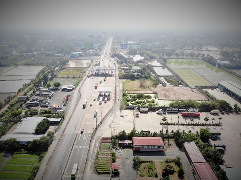 Cao tốc TP.HCM - Trung Lương: Vẫn kiểm soát xe để tránh bị biến thành đường làng - Ảnh 1. Cao tốc TP.HCM - Trung Lương: Vẫn kiểm soát xe để tránh bị biến thành đường làng - Ảnh 1.