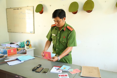 Bình Dương: khởi tố bị can, cảnh báo người dân về tín dụng đen - Ảnh 1. Bình Dương: khởi tố bị can, cảnh báo người dân về tín dụng đen - Ảnh 1.