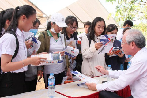 Tiếng Anh thành tiêu chí xét tuyển đại học - Ảnh 3. Tiếng Anh thành tiêu chí xét tuyển đại học - Ảnh 3.