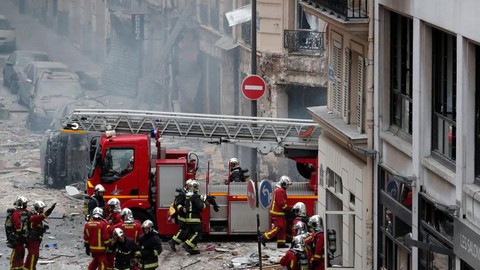 Nổ khí gas trung tâm Paris, ít nhất 4 người chết - Ảnh 2. Nổ khí gas trung tâm Paris, ít nhất 4 người chết - Ảnh 2.