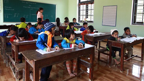 Sau thảm họa sạt lở núi, hồi sinh từ làng mới Khe Chữ - Ảnh 8. Sau thảm họa sạt lở núi, hồi sinh từ làng mới Khe Chữ - Ảnh 8.