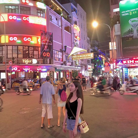 Tại sao du khách Hàn Quốc đổ xô đến Việt Nam? - Ảnh 1. Tại sao du khách Hàn Quốc đổ xô đến Việt Nam? - Ảnh 1.