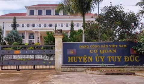 Cách tất cả các chức vụ trong Đảng của nguyên chỉ huy trưởng gây tai nạn chết người - Ảnh 1. Cách tất cả các chức vụ trong Đảng của nguyên chỉ huy trưởng gây tai nạn chết người - Ảnh 1.