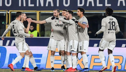 Ronaldo ngồi ghế dự bị, Juventus vẫn nhẹ nhàng giành chiến thắng tại Copa Italia - Ảnh 2. Ronaldo ngồi ghế dự bị, Juventus vẫn nhẹ nhàng giành chiến thắng tại Copa Italia - Ảnh 2.